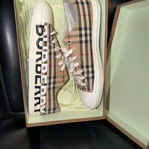 Burberry Larkhall Vintage Plaid Sneakers - Tan and White Mens EU46, US 13